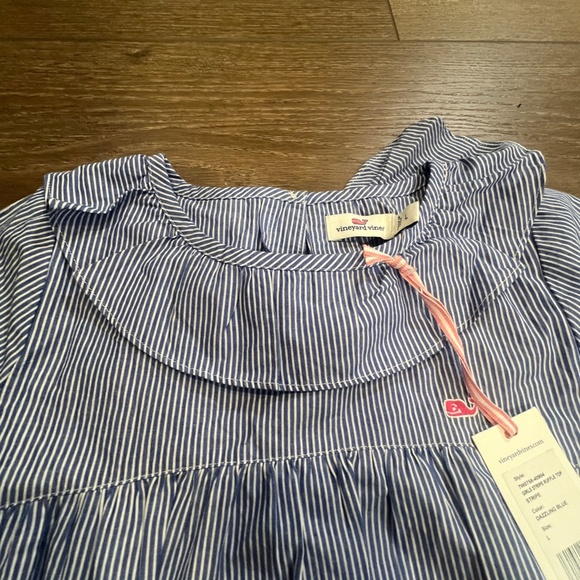 Vineyard Vines Girls Striped Ruffle Top New With Tags Blue/White Stripe Sz L - Picture 4 of 10